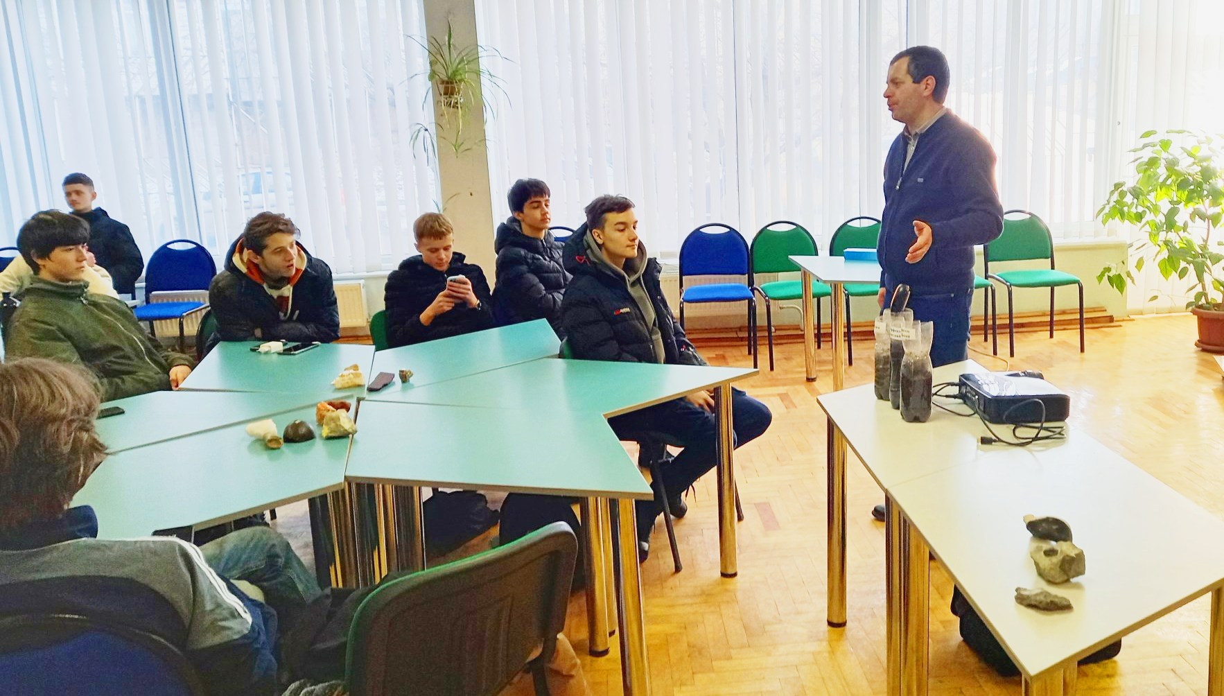 Доцент Іван Рудакевич розповідає про ґрунти